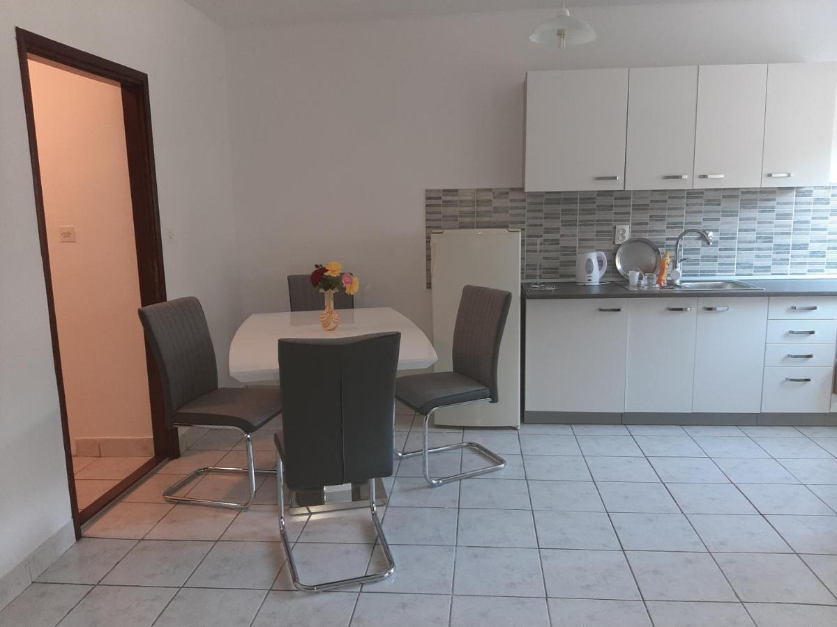 Apartman Curcic Knin Exterior photo